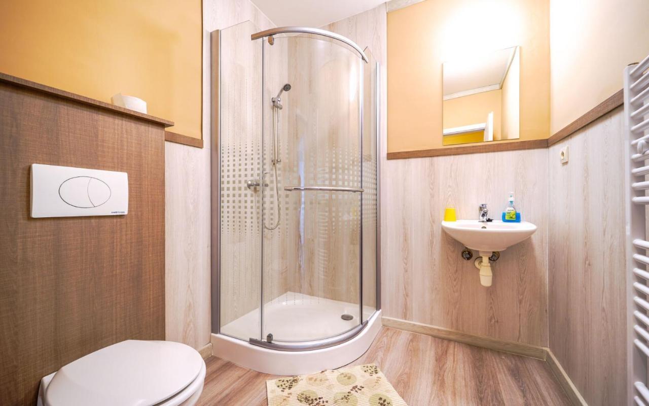 Veľký Meder Apartmany Karmon Park מראה חיצוני תמונה